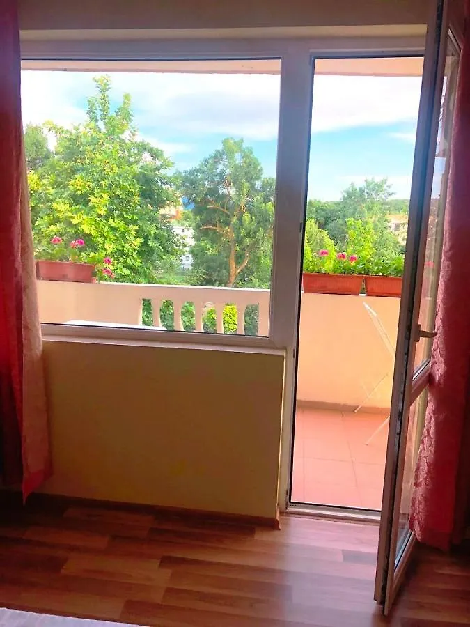 Arkadia Guest House Primorszko Szálloda