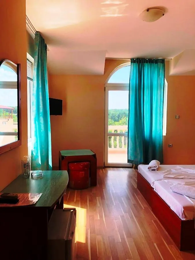 Arkadia Guest House Primorszko Szálloda