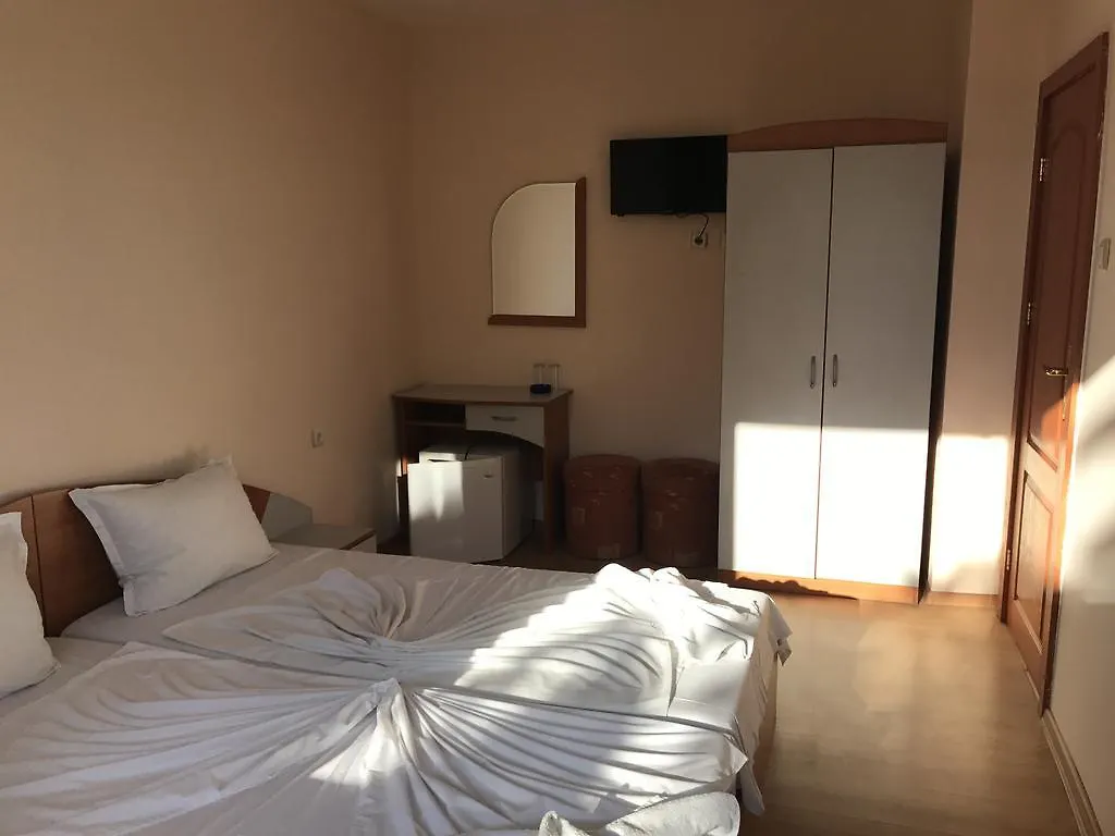 Arkadia Guest House Primorszko