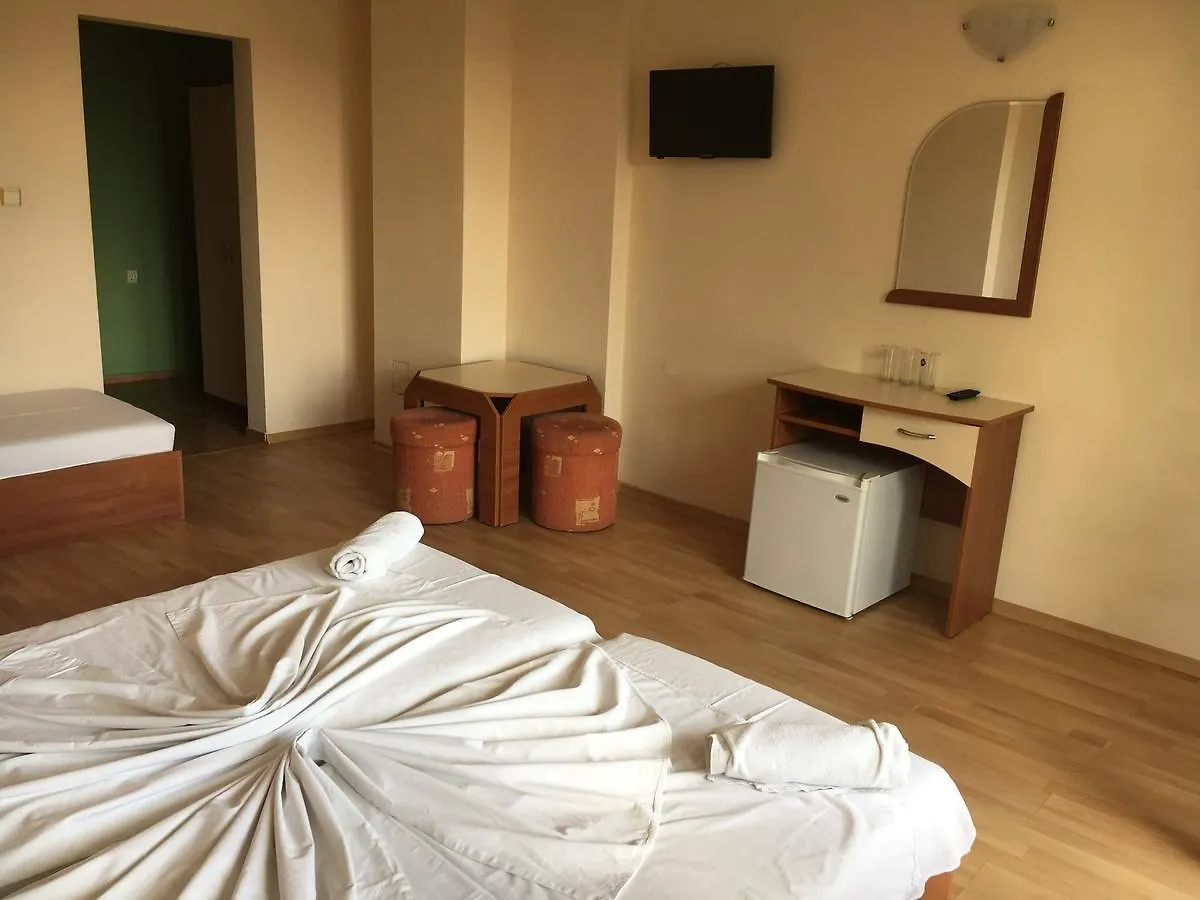 Arkadia Guest House Primorszko